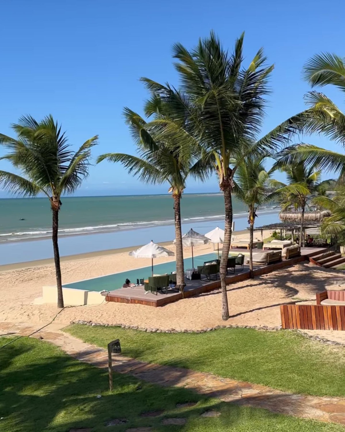Icaraizinho wingfoil holidays